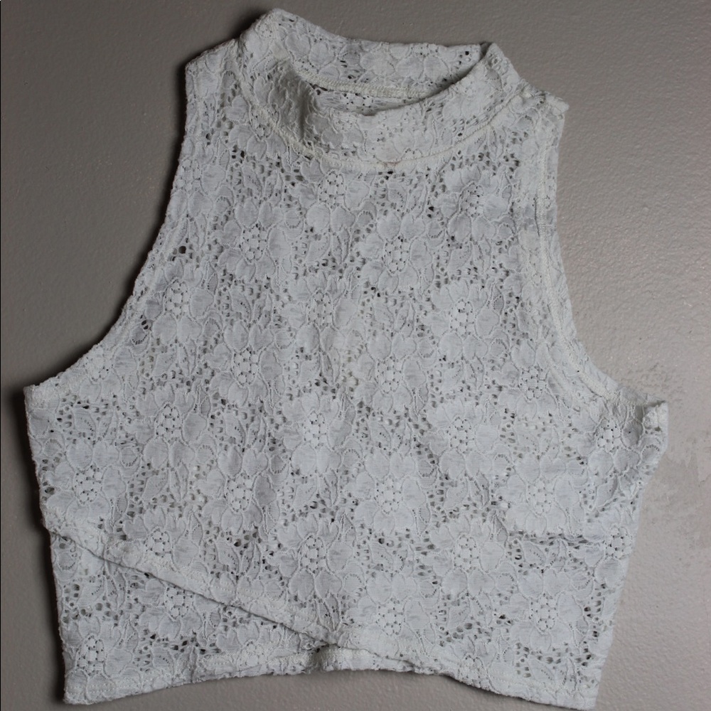 Hollister crop top